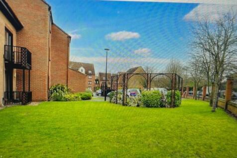 A beautifully maintained garden area, perfect f...