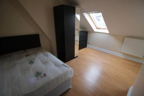 Bright and inviting double bedroom featuring a ...