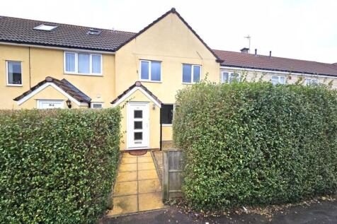 Charming front view of a well-maintained proper...