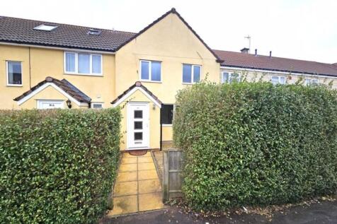 Charming front view of a well-maintained proper...