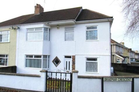 A charming exterior view of the property showca...