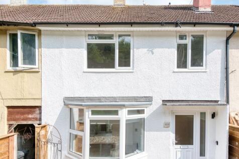 Bright and well-maintained terraced house exter...