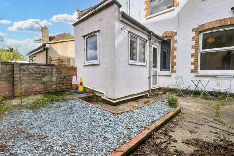 Charming front view of a semi-detached house fe...