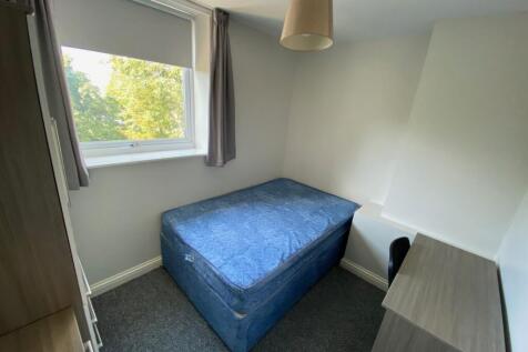 A bright and tidy double bedroom with ample nat...