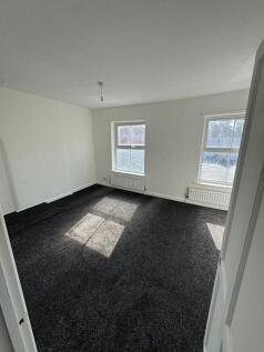 Bright and clean double bedroom featuring two w...