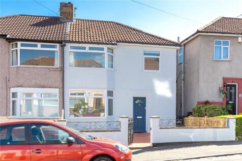 Bright and well-maintained terraced house exter...
