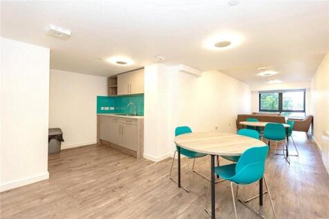 Bright and modern communal lounge featuring con...