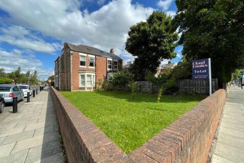 A well-maintained brick-fronted residential pro...