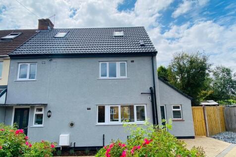A charming exterior view of a well-maintained p...