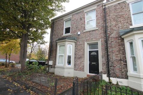 Charming front view of a well-maintained proper...