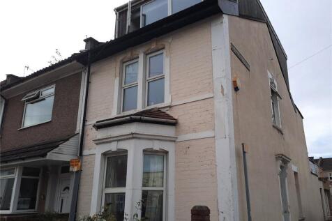 A charming semi-detached house featuring classi...