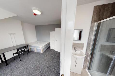 A clean and well-maintained bathroom with natur...