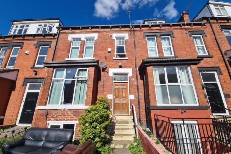 A charming brick-fronted property with well-mai...