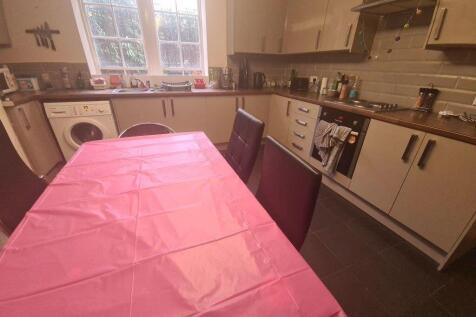 A modern, well-maintained kitchen with ample co...