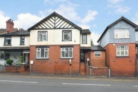 A charming house with a classic design, featuri...