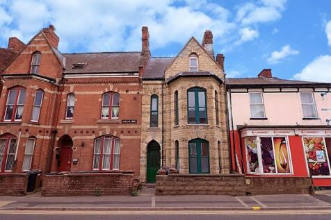 A charming exterior view of a well-maintained p...