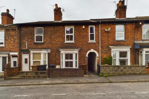 A charming exterior view of a well-maintained p...