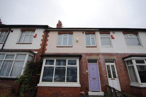 A charming view of the front exterior of a resi...