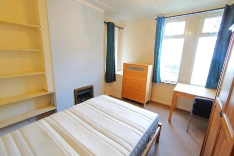Bright furnished double bedroom with a double b...