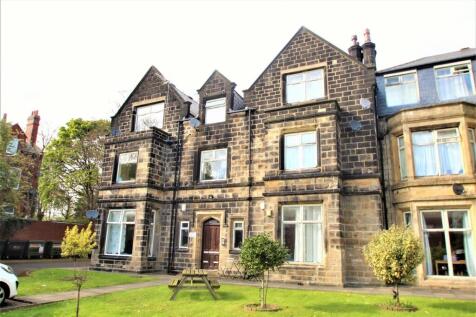 An attractive traditional stone-fronted propert...