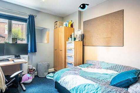 Bright, neatly presented single bedroom with a ...