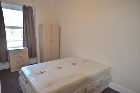 Bright and inviting double bedroom featuring a ...