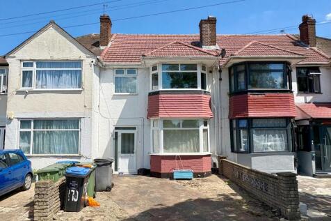 Bright and sunny front view of a traditional te...