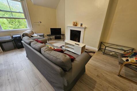 A bright and welcoming contemporary living room...