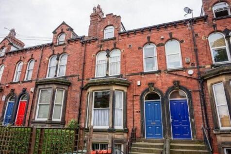 Attractive red-brick terraced property with dec...