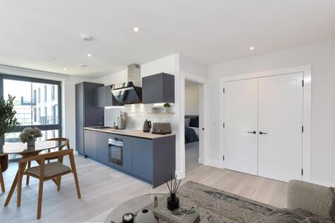 Dressed Kitchen / Lounge / Diner