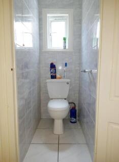 SEPERATE WC