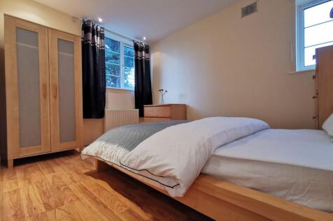 First  bedroom Double