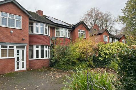 A charming exterior view of a well-maintained p...