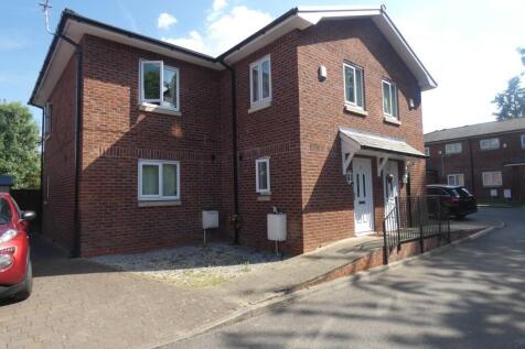 A well-maintained modern brick semi-detached ho...