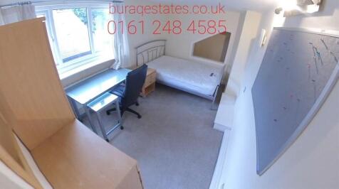 This well-maintained single bedroom features a ...