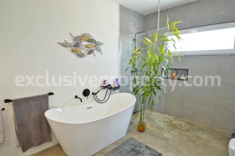 Property Image 64
