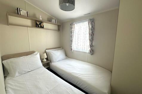 Bedroom2.jpg
