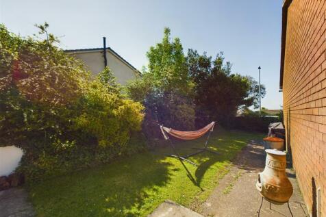 CAM01381G0-PR0117-STILL025.jpg