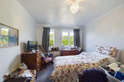 CAM01381G0-PR0140-STILL021.jpg