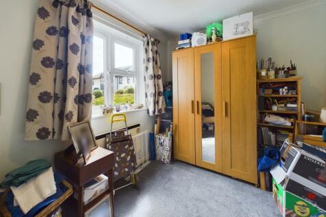 CAM01381G0-PR0140-STILL014.jpg