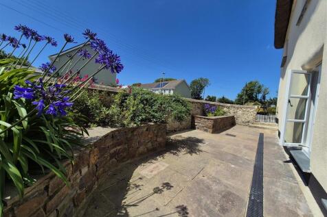 Side Garden 1
