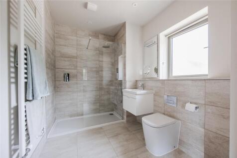 Main Bed En Suite