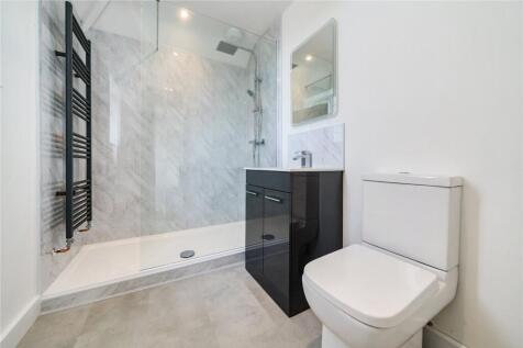 Main Bed En Suite