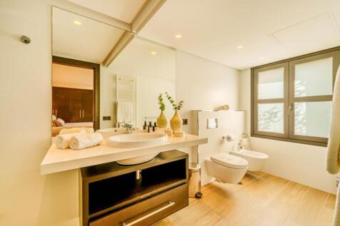 Half bathroom
