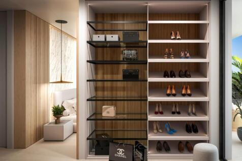 Walk in wardrobe