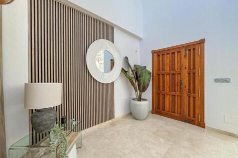 Entry/Exit