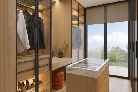 Walk in wardrobe