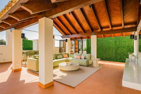 Rooftop terrace