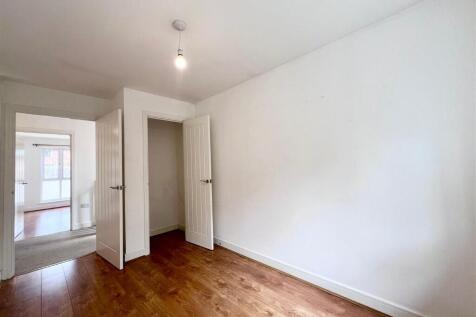 4th Bedroom Rear