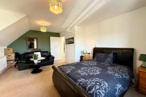 M Bedroom Rear